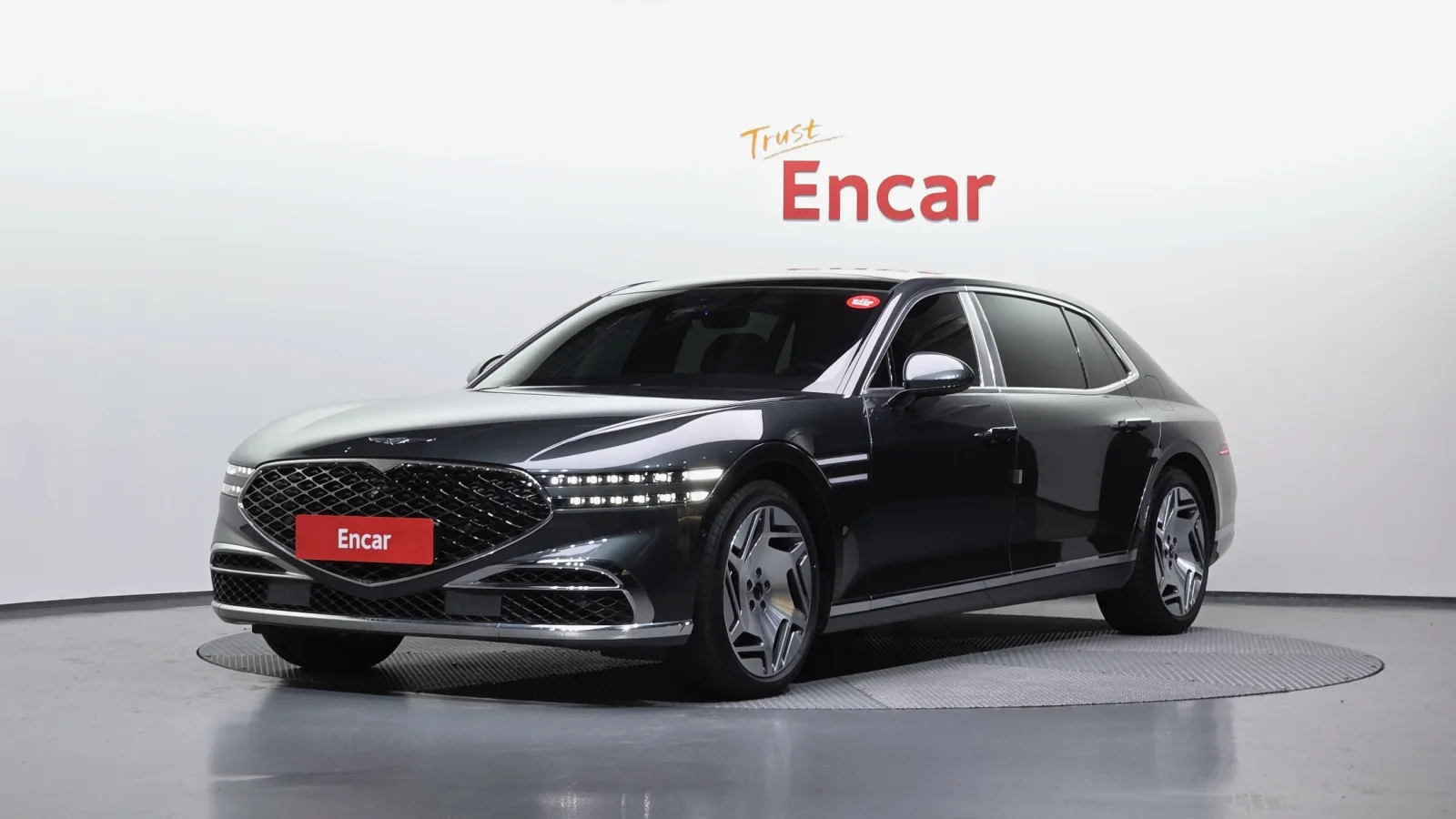2022 Genesis G90