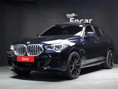 2022 BMW X6