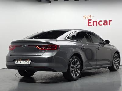 2017 Renault Korea SM6
