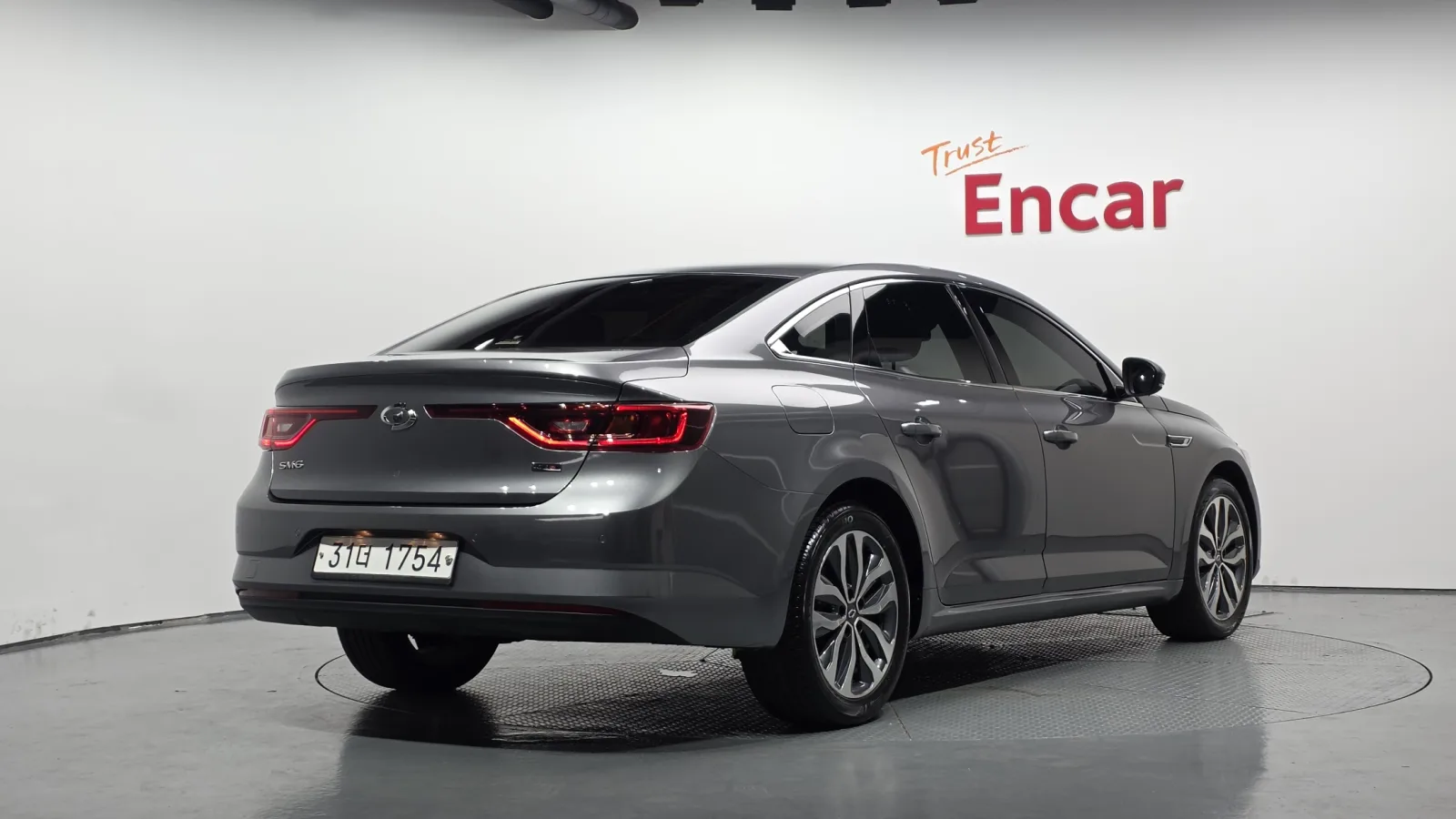 2017 Renault Korea SM6