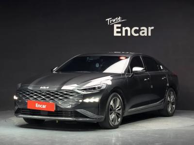 2022 Kia K8