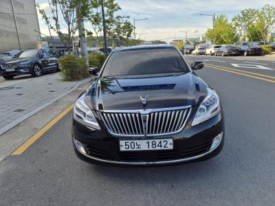 2015 Hyundai Equus