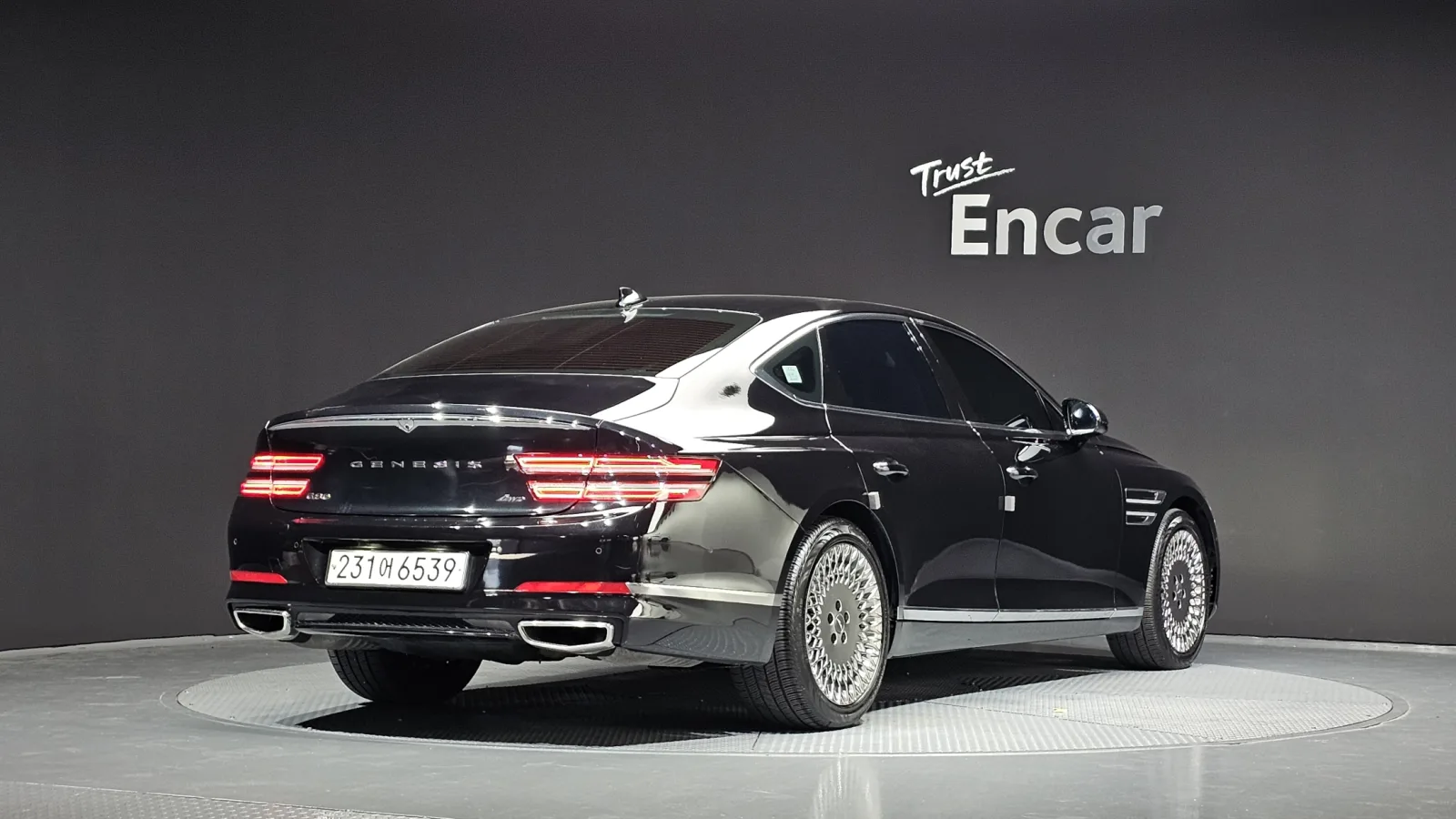 2021 Genesis G80