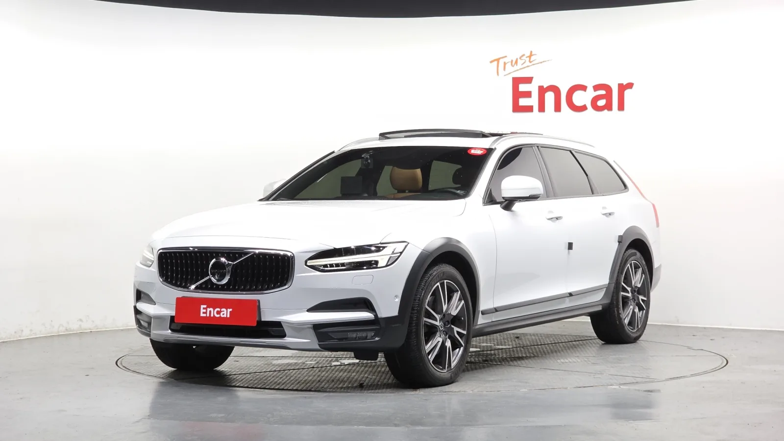 2017 Volvo V90