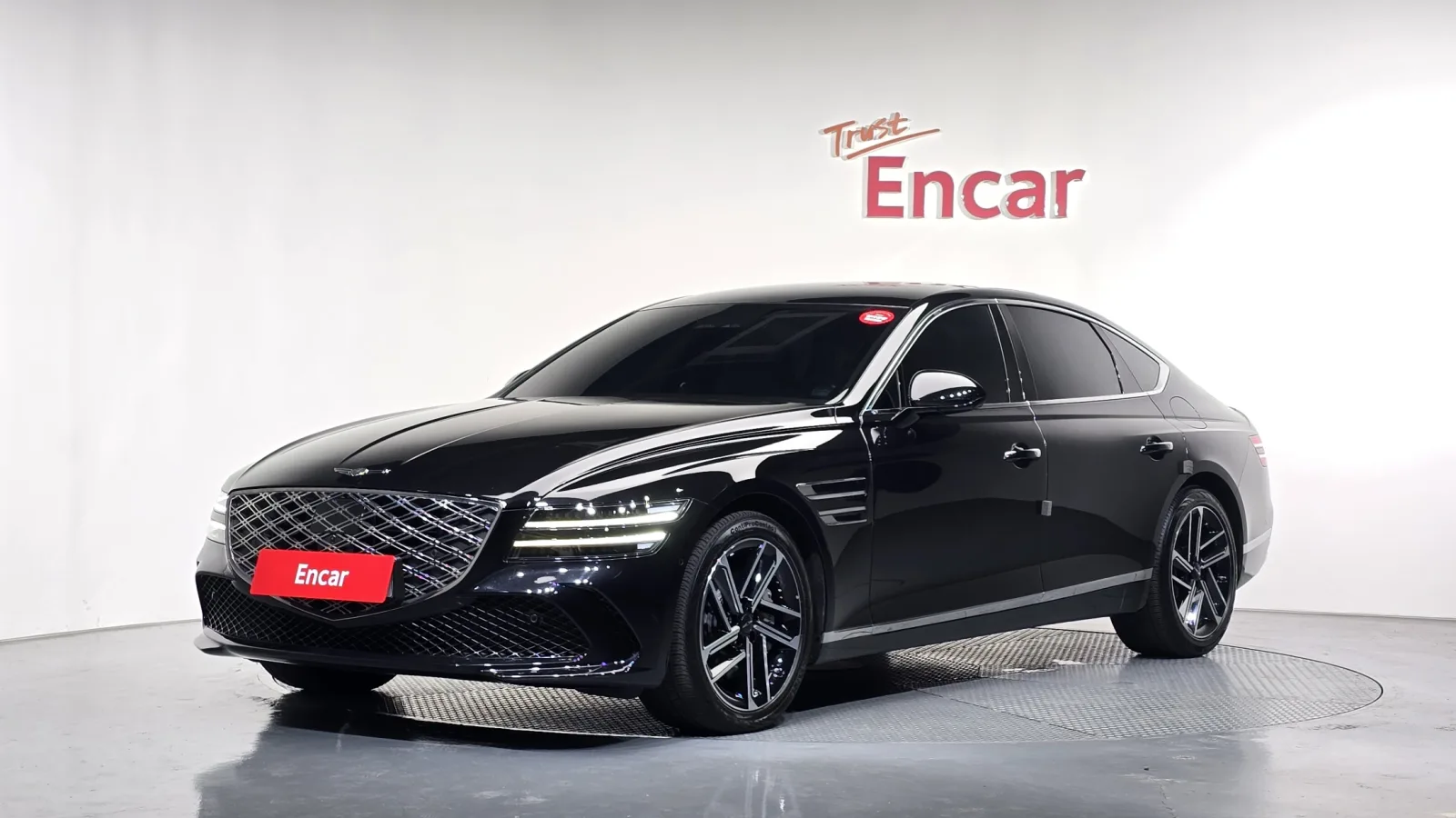2025 Genesis G80