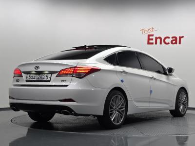 2012 Hyundai i40