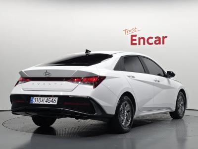 2024 Hyundai Elantra