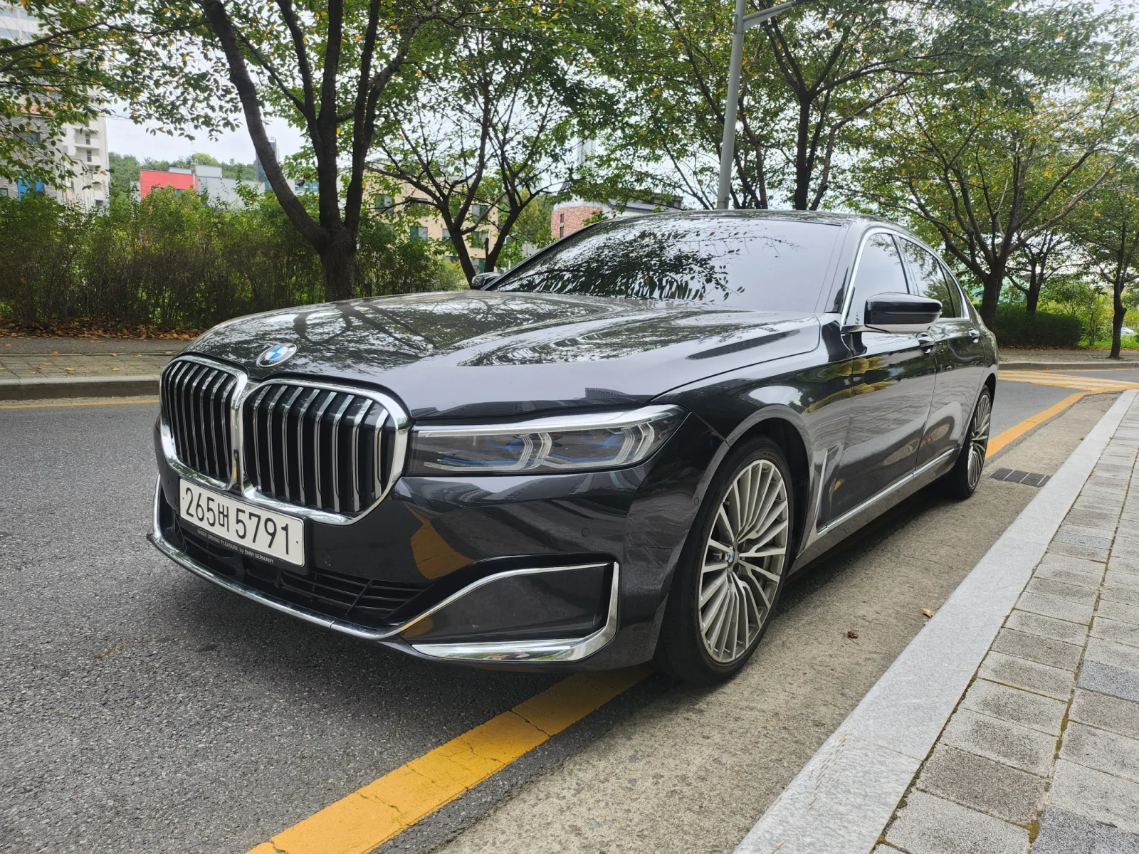 2021 BMW 7-Series