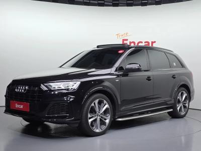 2022 Audi Q7
