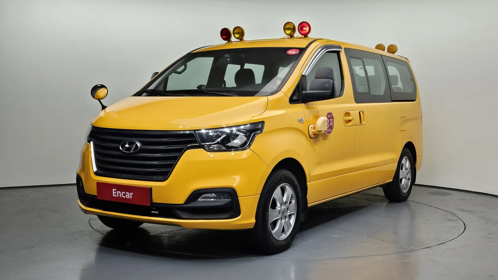 2019 Hyundai Starex
