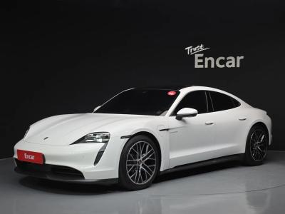 2023 Porsche Taycan