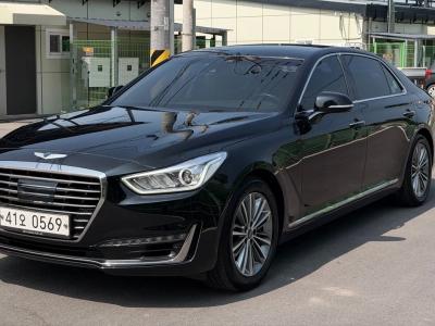 2016 Genesis EQ900
