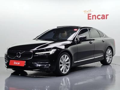 2018 Volvo S90