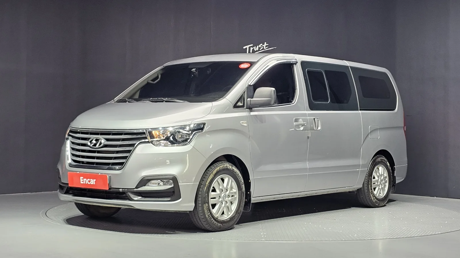 2020 Hyundai Starex