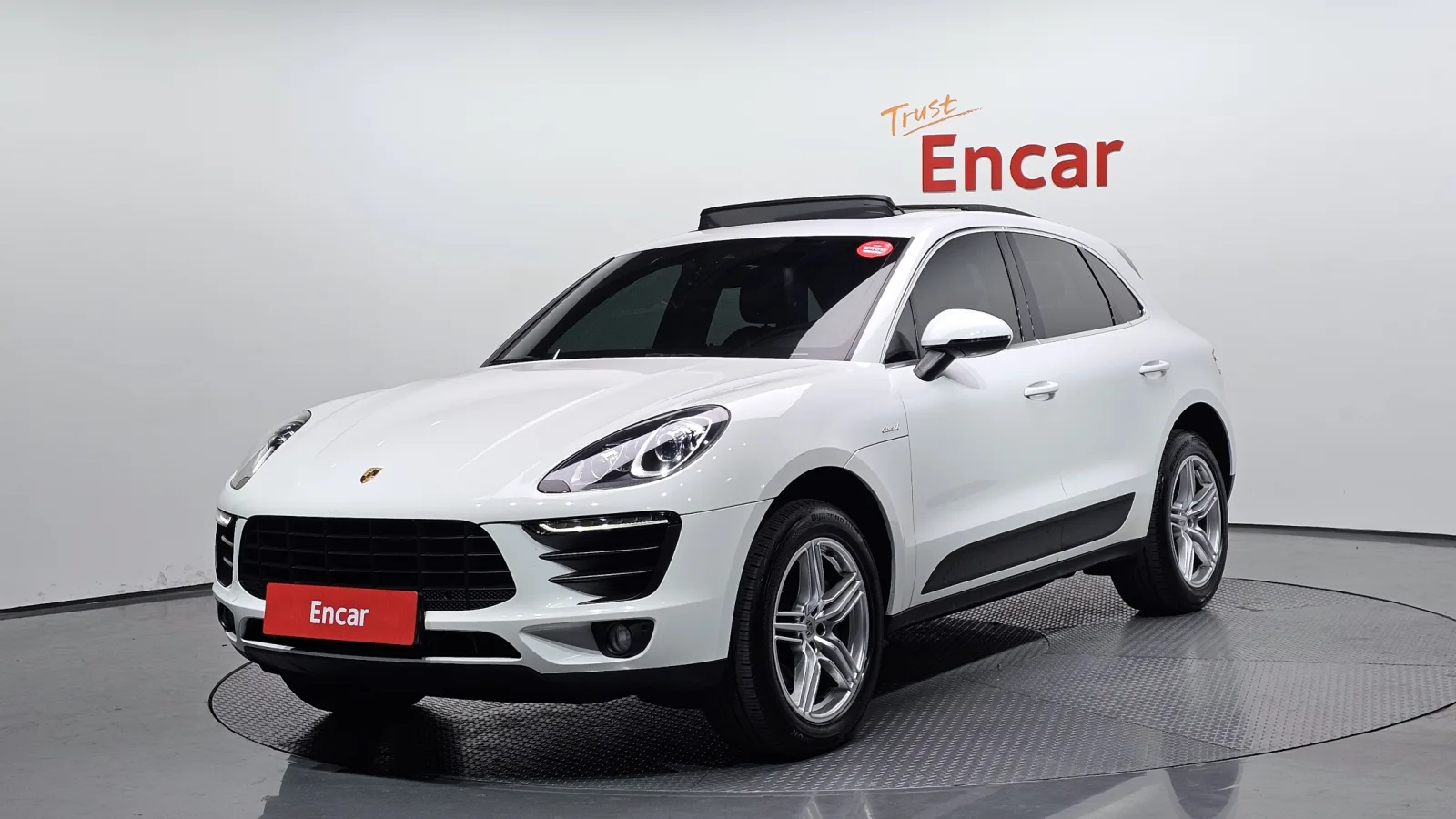 2017 Porsche Macan