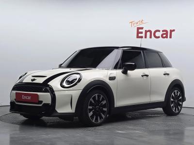 2022 MINI Cooper