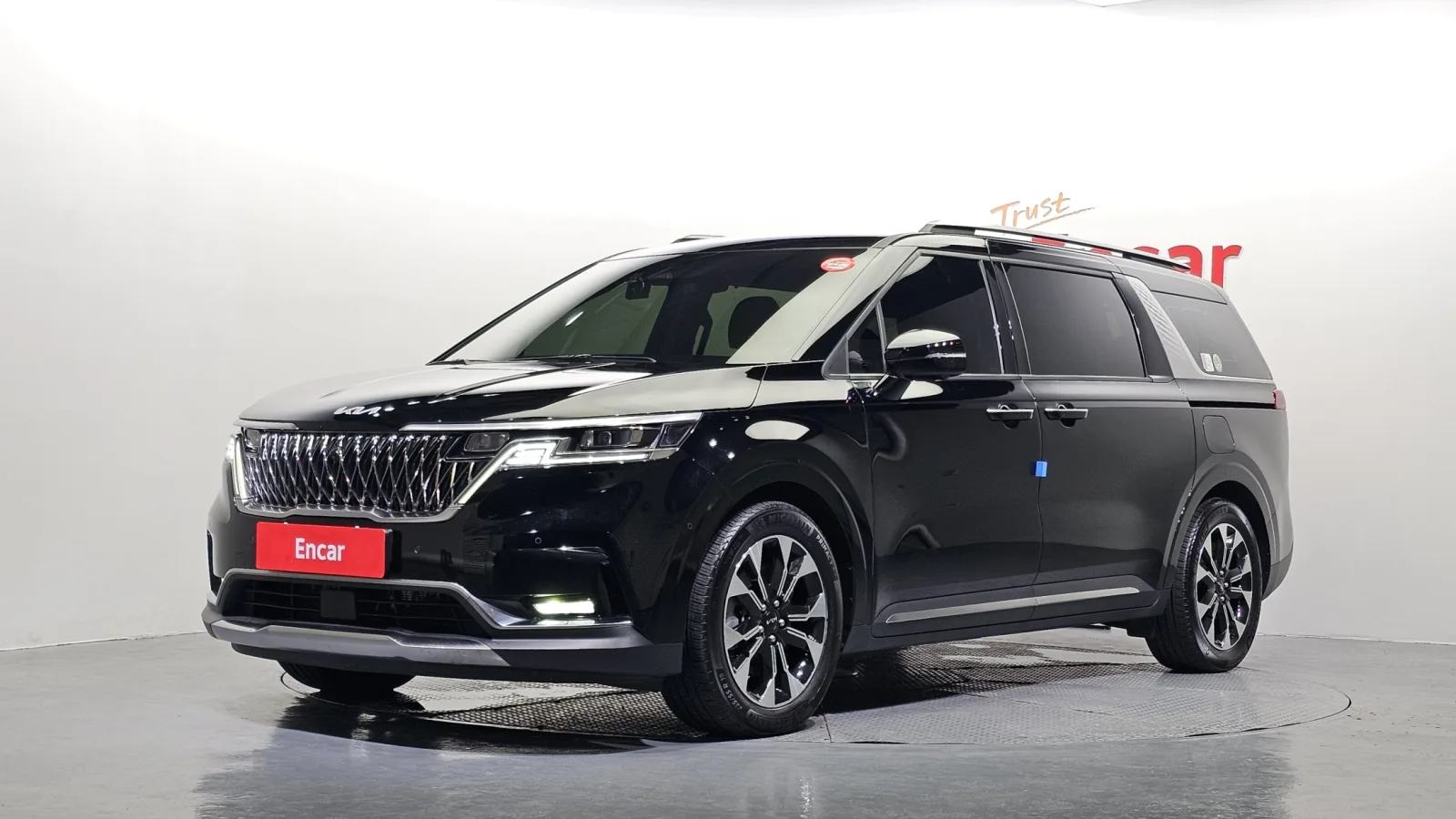 2023 Kia Carnival