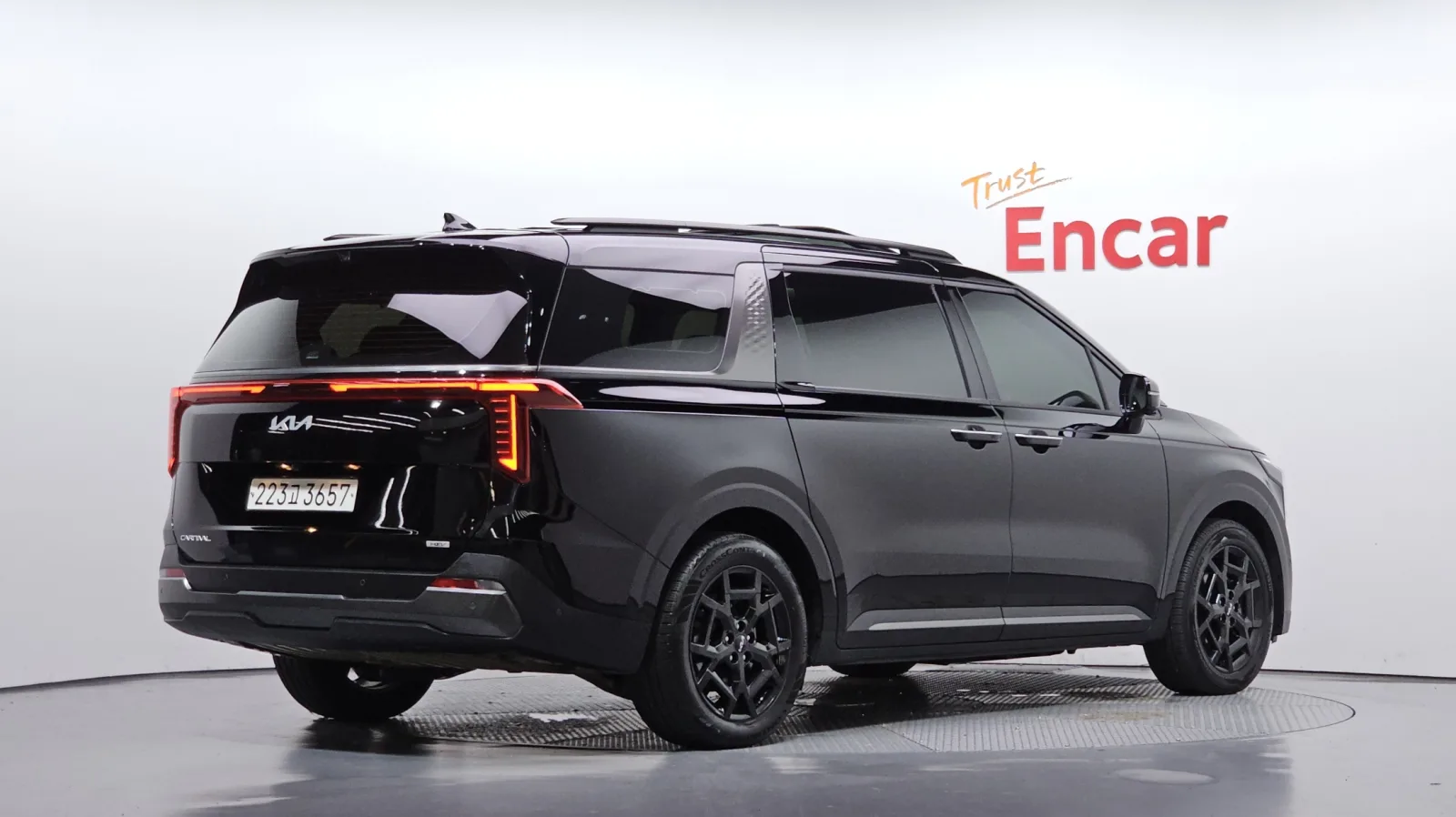 2025 Kia Carnival