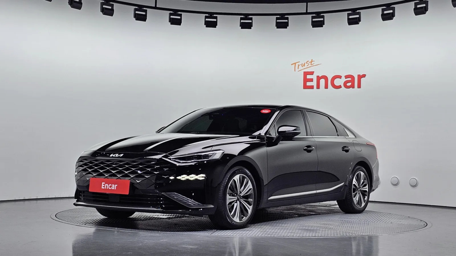 2022 Kia K8