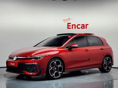 2025 Volkswagen Golf