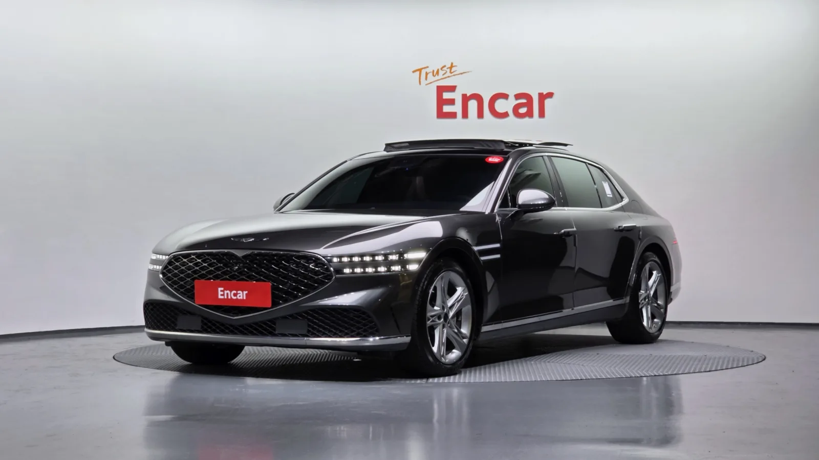 2022 Genesis G90