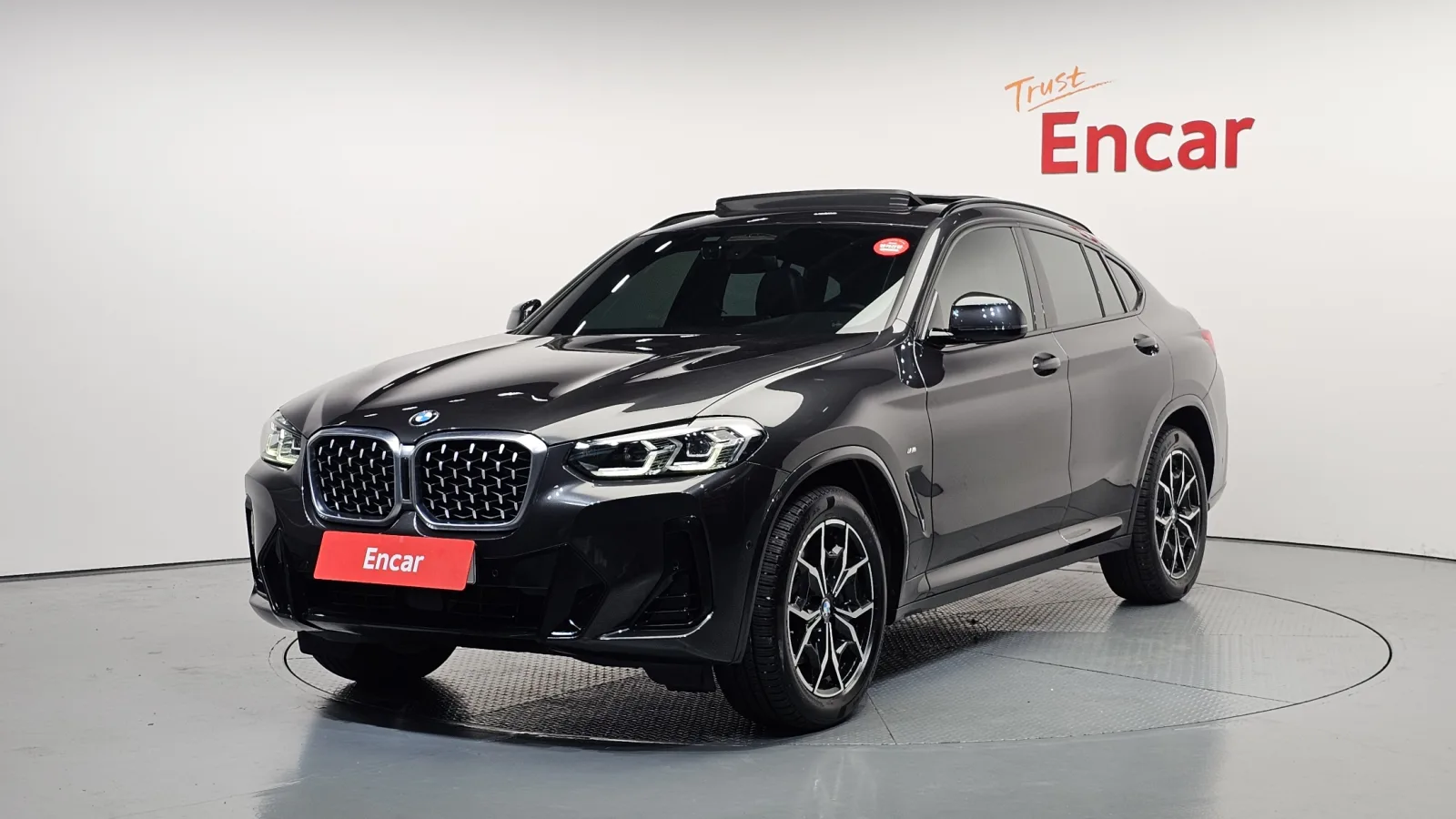 2022 BMW X4