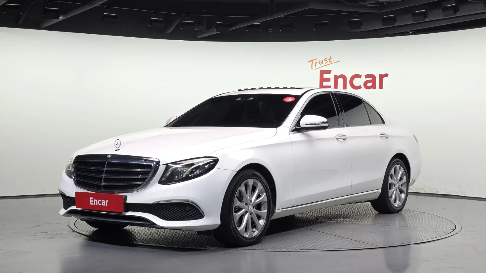 2017 Mercedes-Benz E-Class
