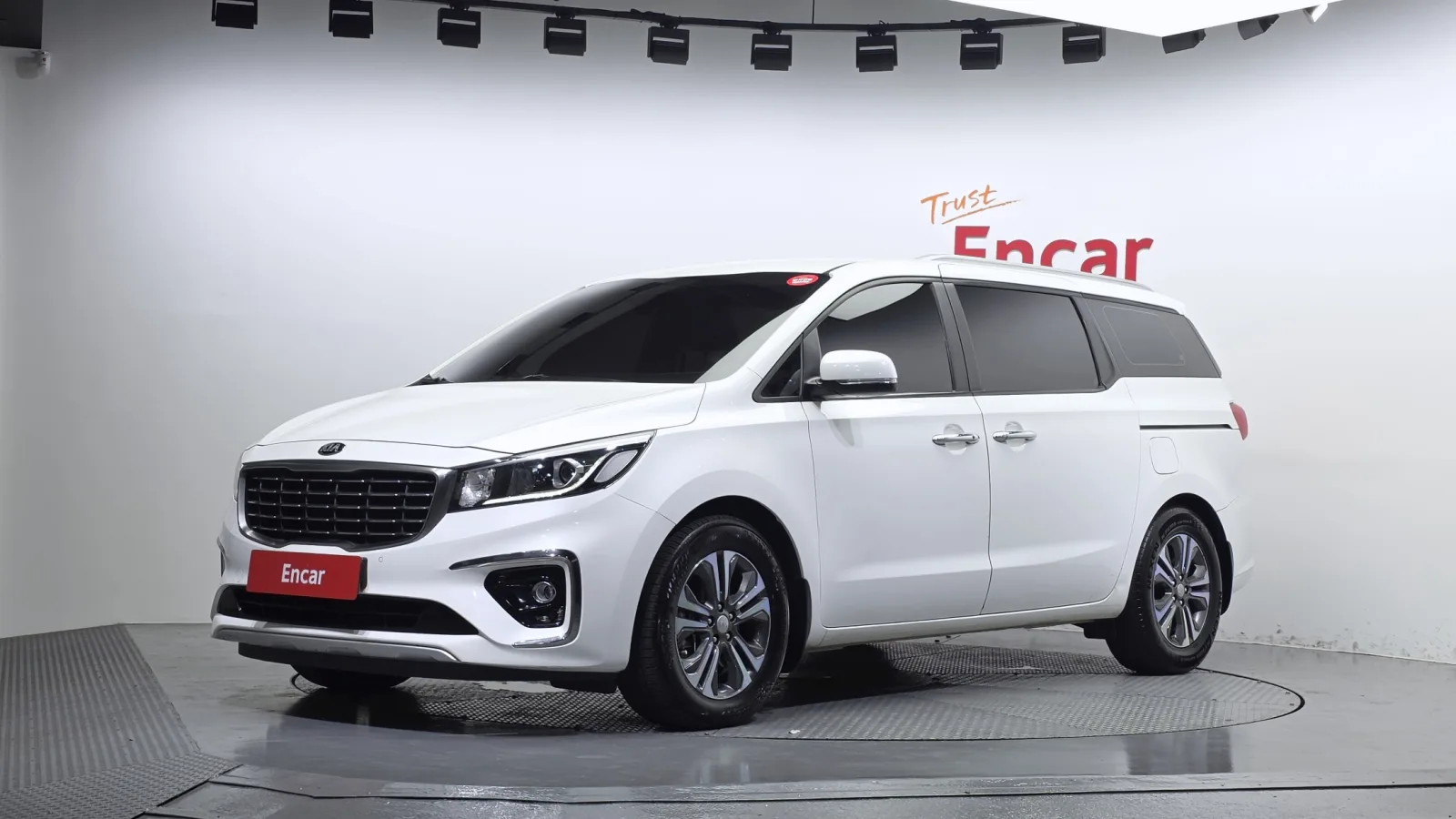 2019 Kia Carnival