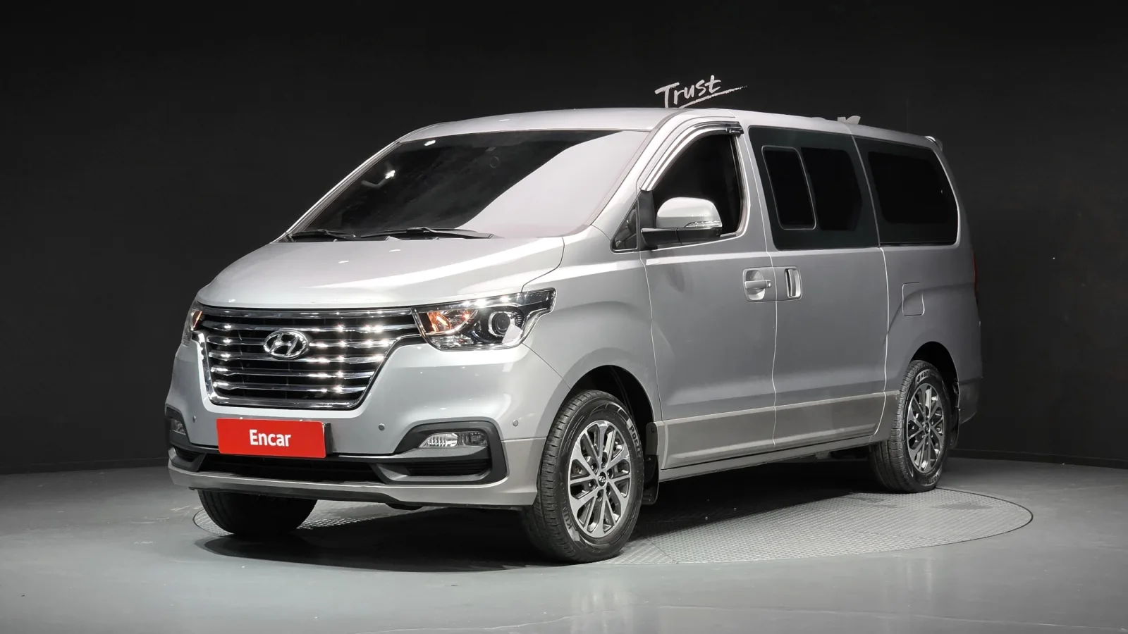2019 Hyundai Starex