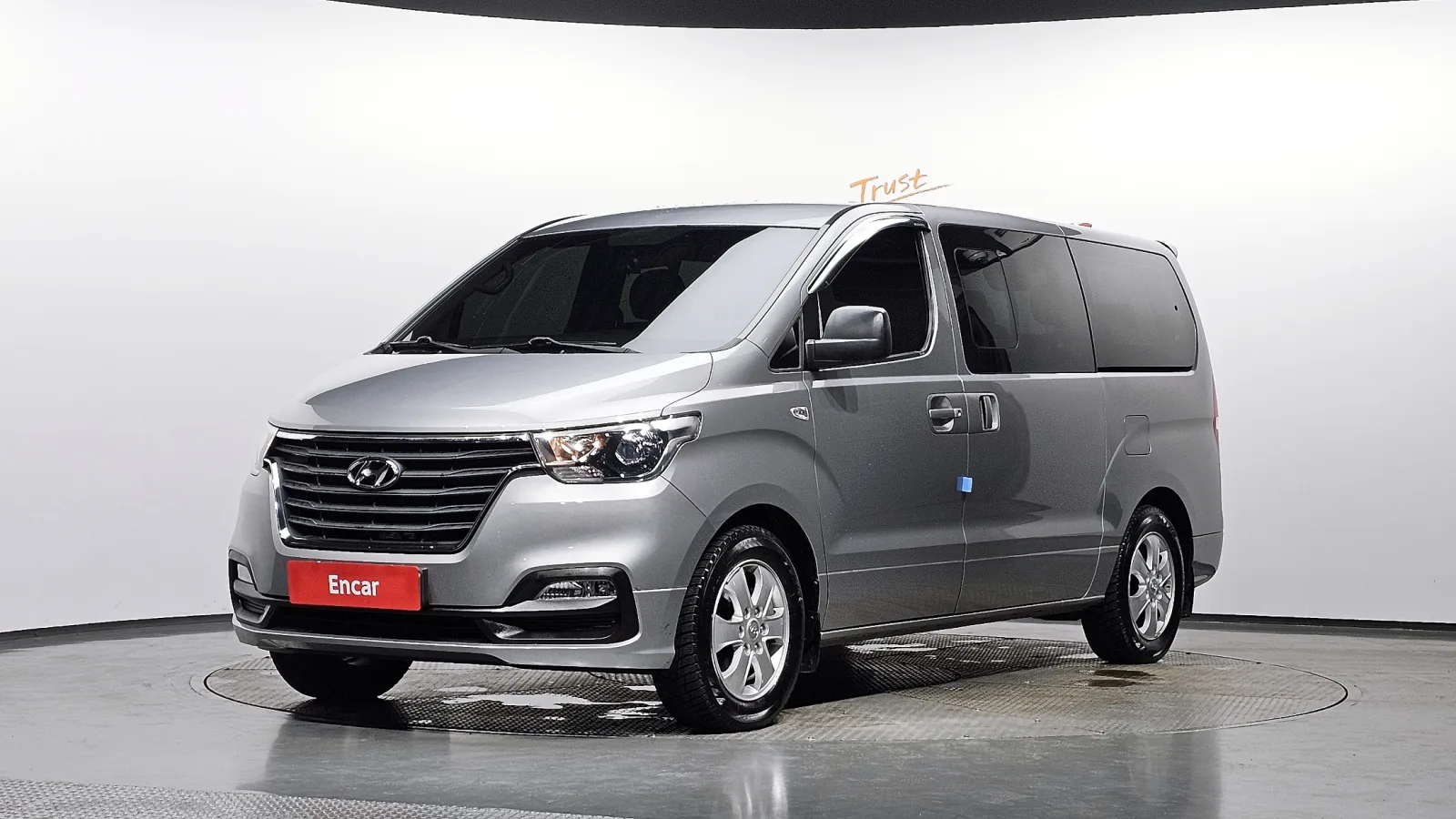 2019 Hyundai Starex