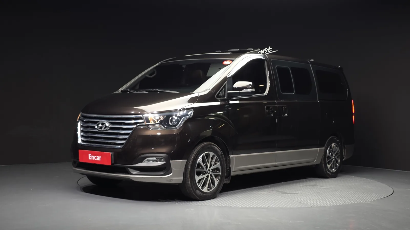 2019 Hyundai Starex