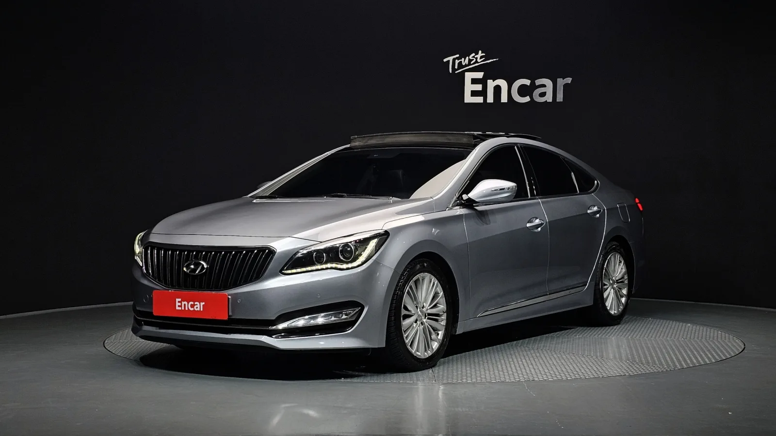 2016 Hyundai Aslan