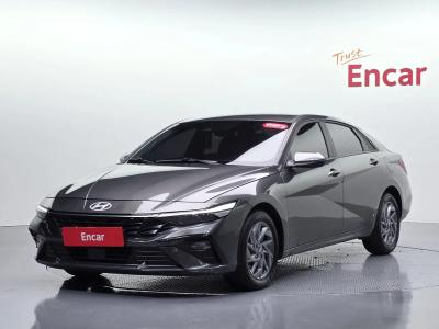 2025 Hyundai Elantra