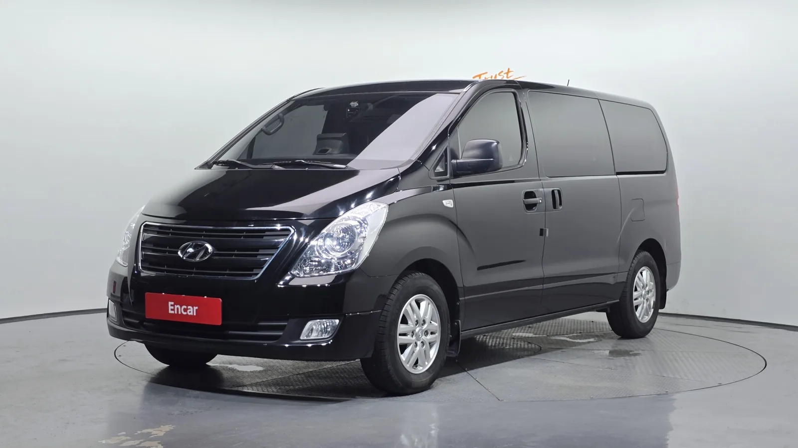 2016 Hyundai Starex
