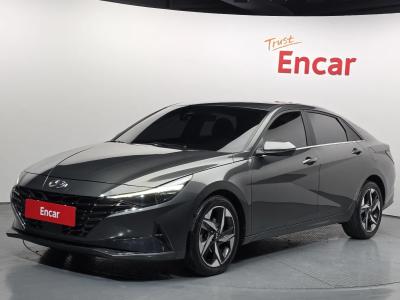 2022 Hyundai Elantra