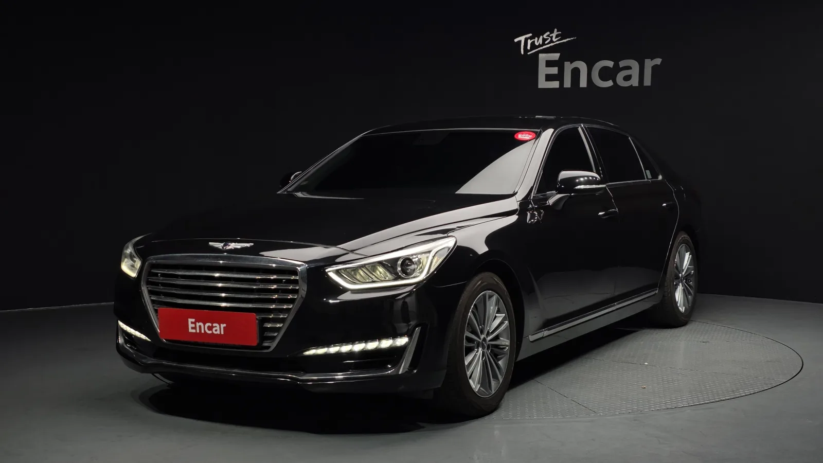 2018 Genesis EQ900