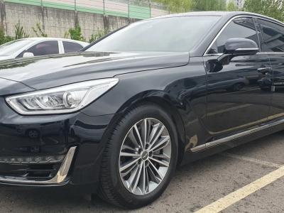 2016 Genesis EQ900