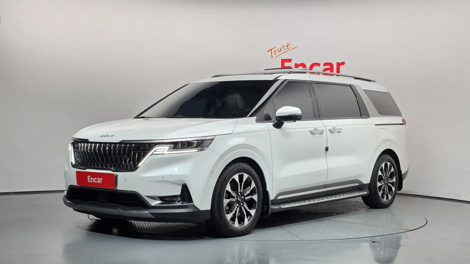 2023 Kia Carnival