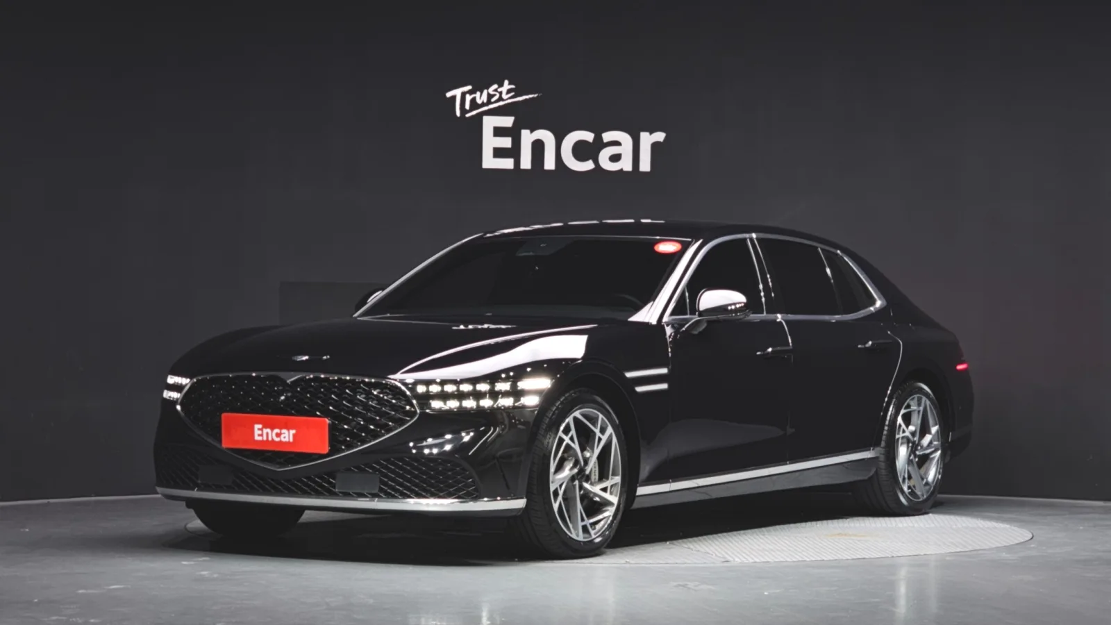 2022 Genesis G90