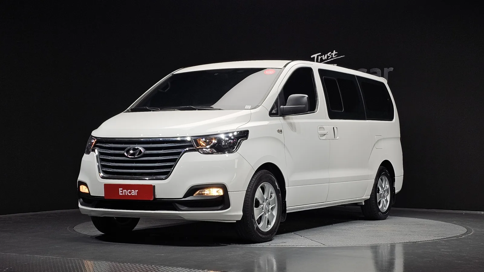 2019 Hyundai Starex