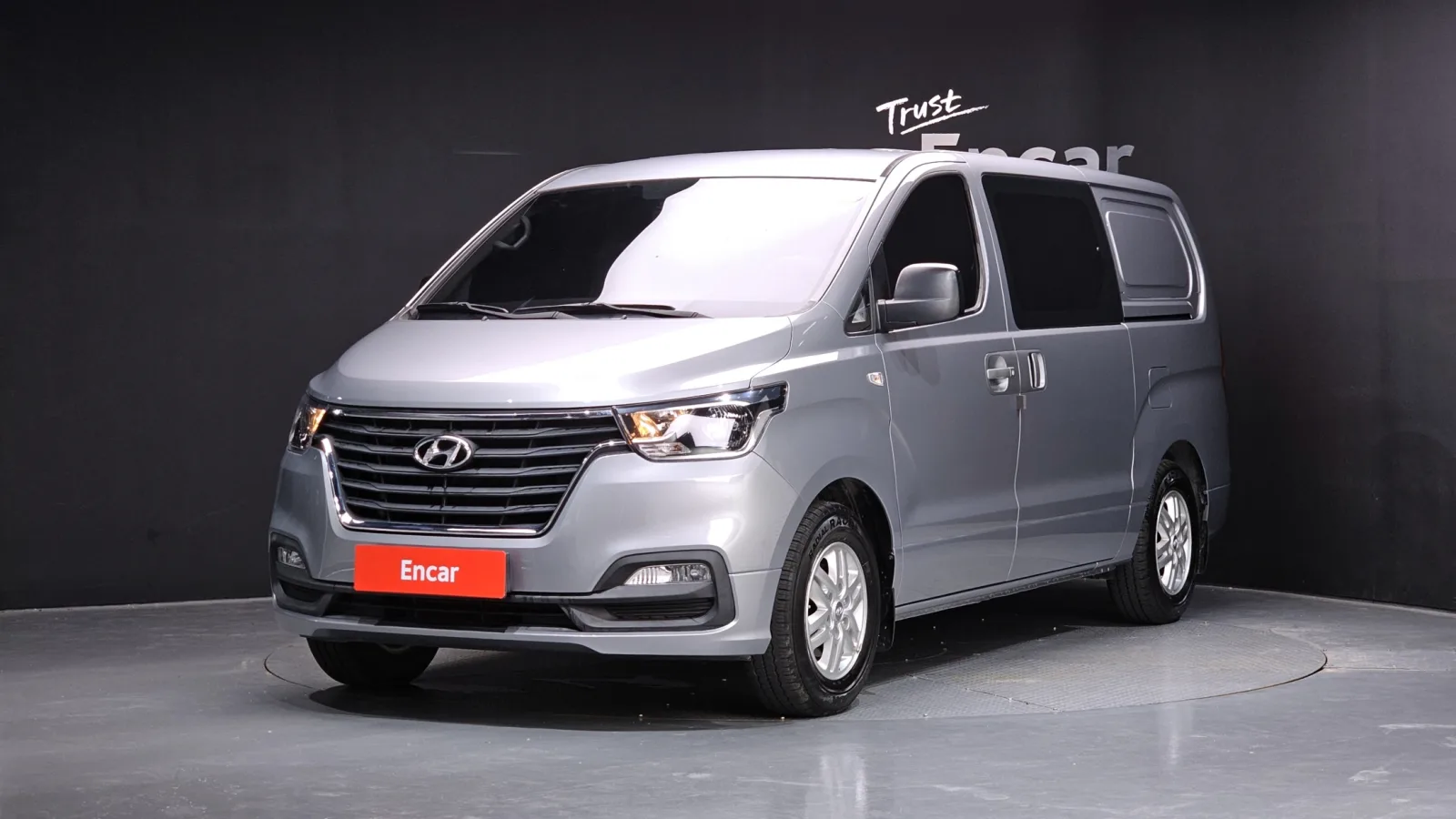 2021 Hyundai Starex