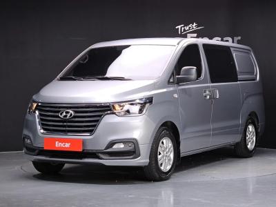 2021 Hyundai Starex