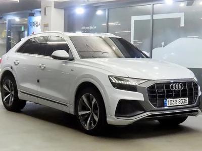 2021 Audi Q8