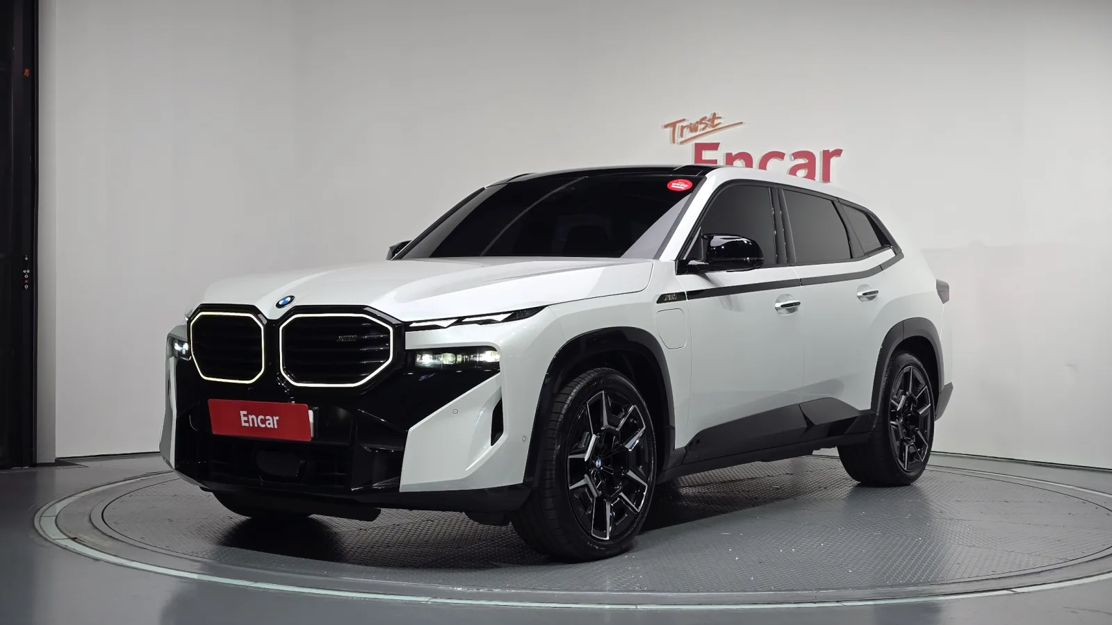 2023 BMW XM