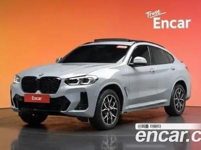 2022 BMW X4