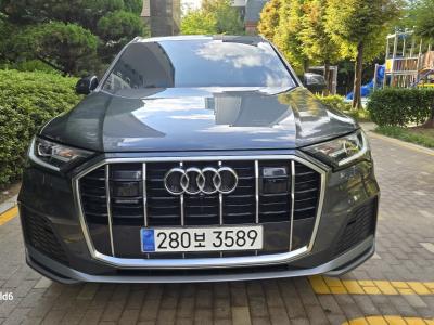 2022 Audi Q7