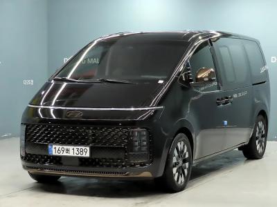 2025 Hyundai Staria