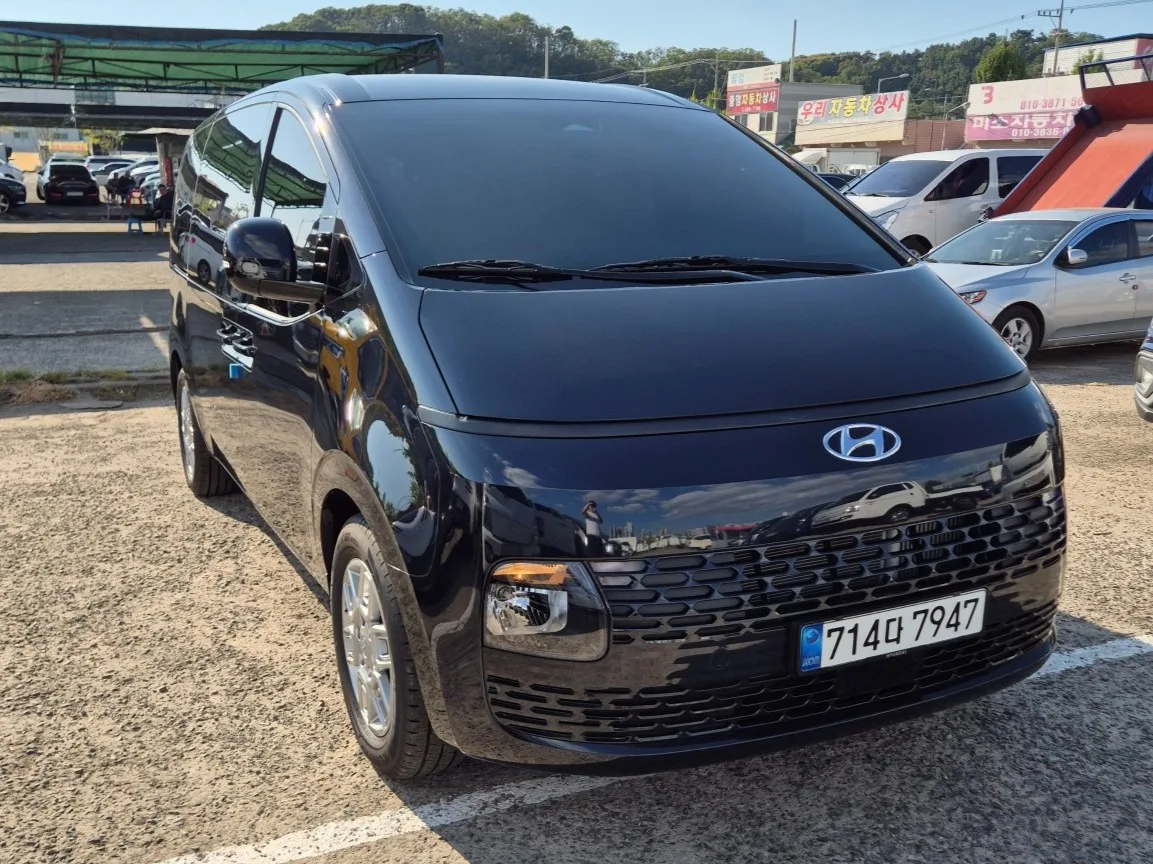 2023 Hyundai Staria