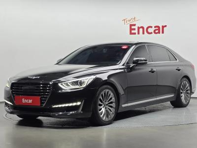 2018 Genesis EQ900