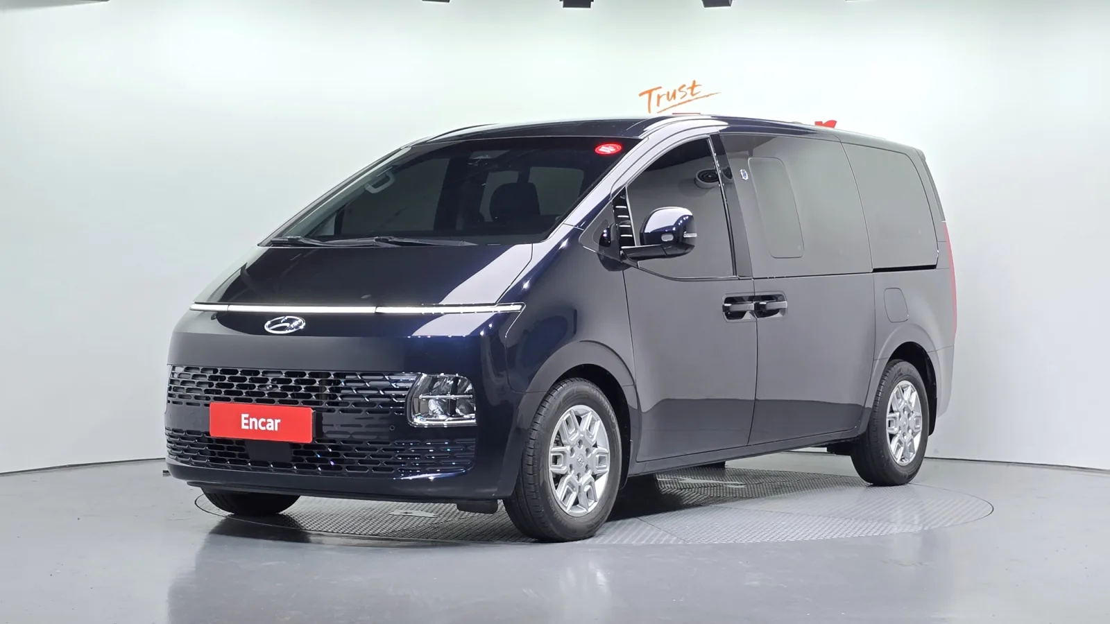 2022 Hyundai Staria